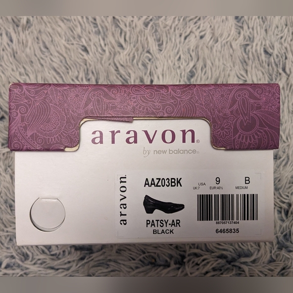 Aravon (by New Balance) Patsy Leather Dress Slip On Pumps in Black, Size 9 - Picture 12 of 12